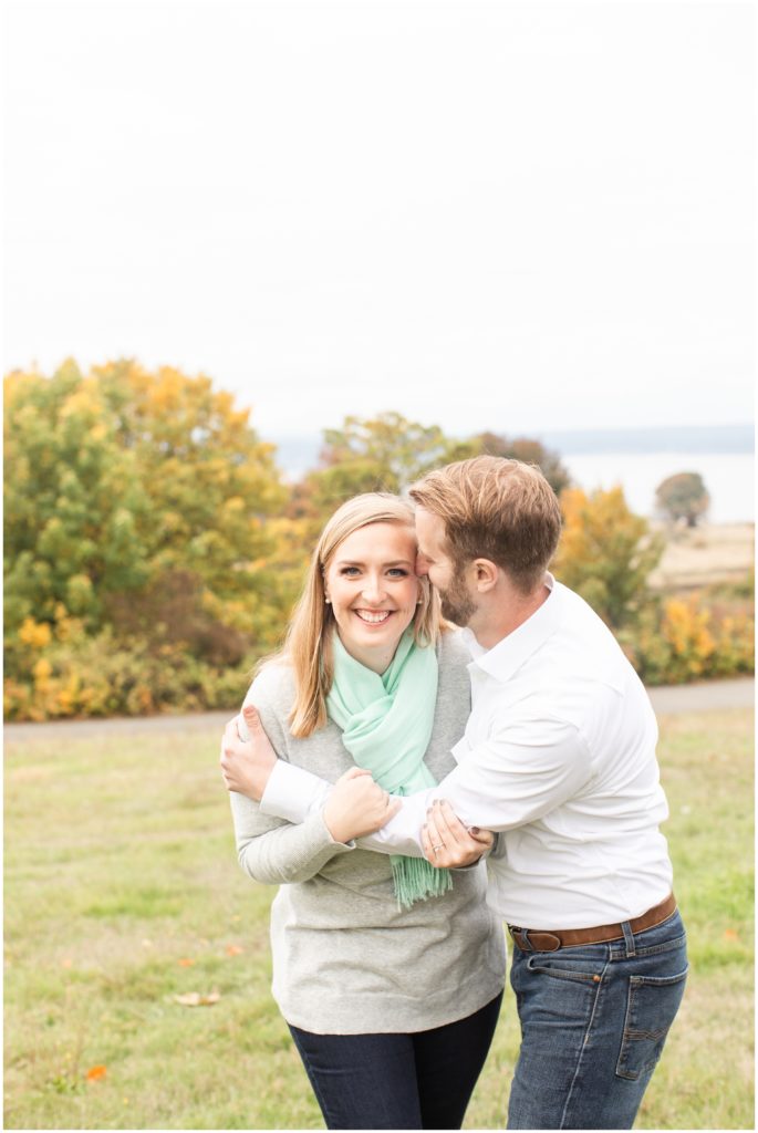 seattle fall engagement session at discovery park